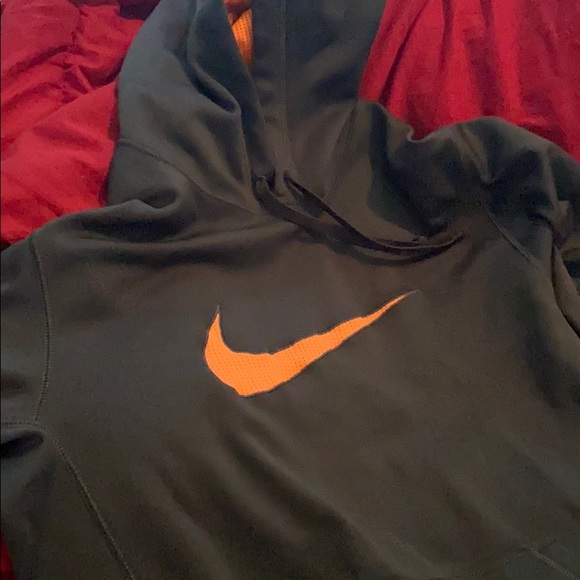nike jacket - Picture 4 of 4
